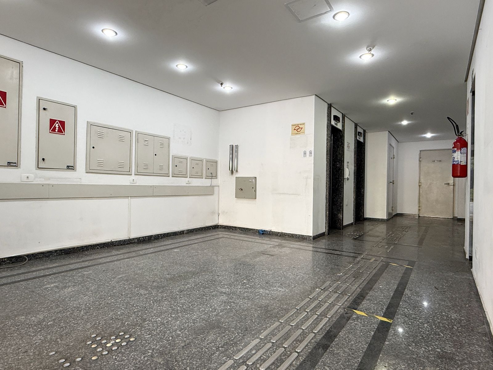 WhatsApp Image 2025-10-23 at 14.54.07 (1)