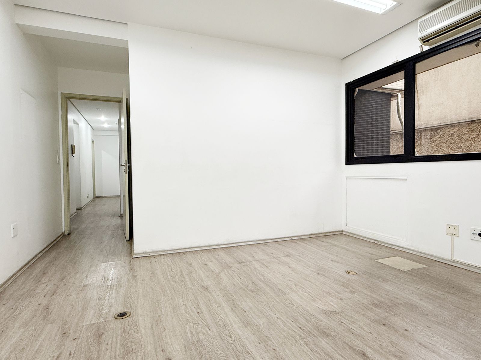 WhatsApp Image 2025-10-23 at 14.54.08 (3)