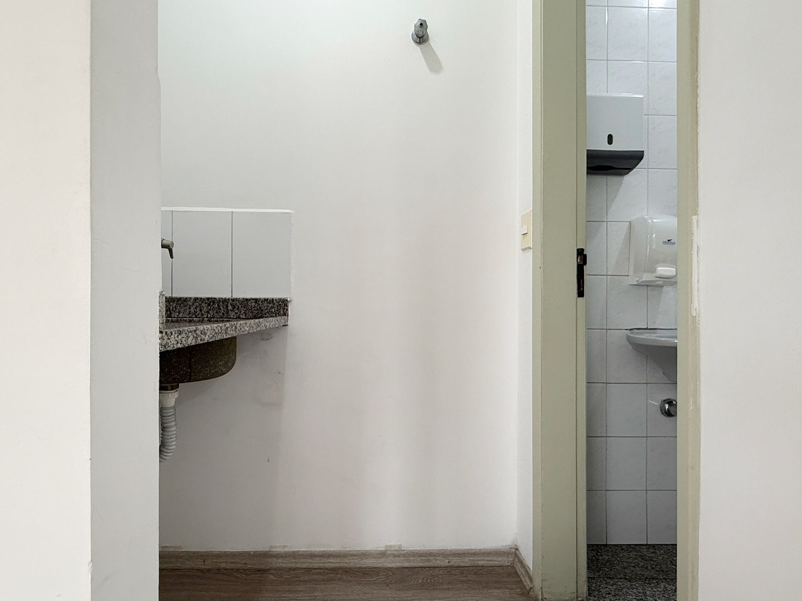 WhatsApp Image 2025-10-23 at 14.54.09 (1)