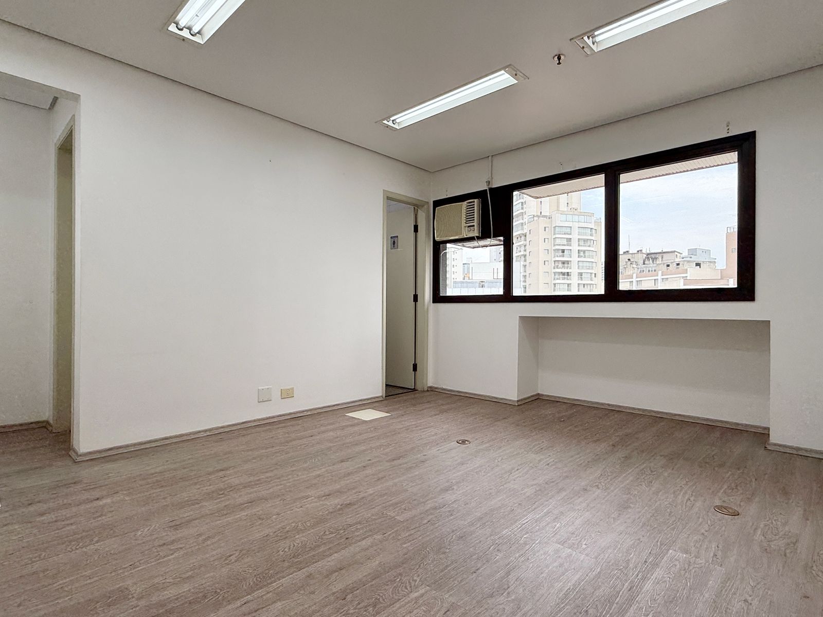 WhatsApp Image 2025-10-23 at 14.54.11 (3)